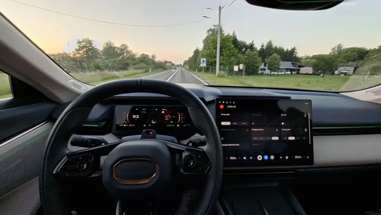 Ozbiljno dobar SUV! Vozili smo auto koji ima sve: Tehnologiju, snagu i 1100 km dometa