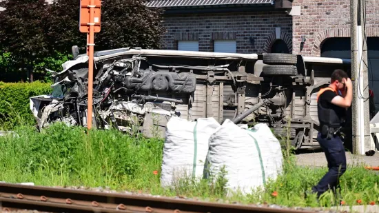 Silovit sudar vlaka i &scaron;kolskog autobusa: 'Moje misli su uz žrtve i njihove obitelji'
