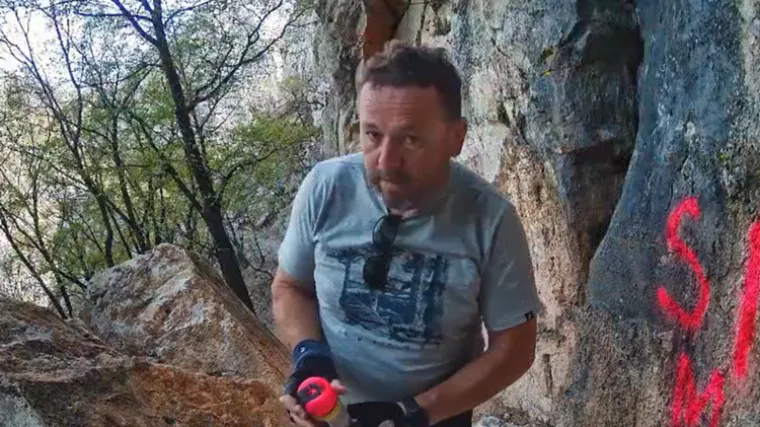 Policija traži ovog mu&scaron;karca, jeste li ga vidjeli? Povezuju ga s kaznenim djelom u NP Paklenica
