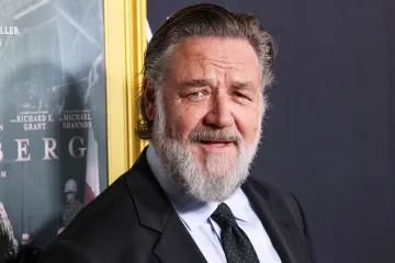 Russell Crowe na meti kritika nakon snimke davanja autograma fanovima: 'U čemu je problem?'
