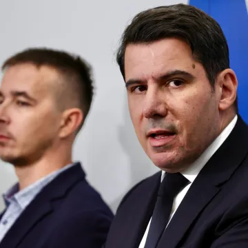 Grmoja nazvao Matić 'predstavnicom aristoktacije': Ostavlja dojam da ne odgovara Saboru'