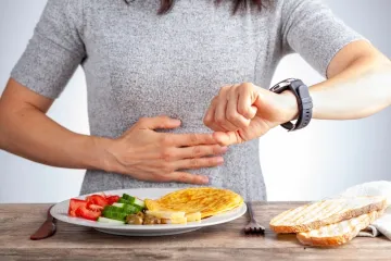 Nutricionisti upozoravaju na zamke: Četiri najče&scaron;će zablude o povremenom postu