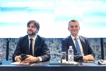 Razgovarali smo s novim &scaron;efom HNB-a, prozivaju ga zbog supruge - ministrice: 'Nema to nikakve veze'