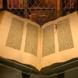 Znate li tko su 35 autora Biblije? Upoznajte pisce svetih i fascinantnih tekstova