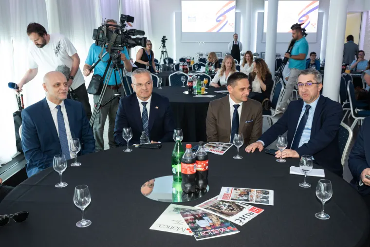 Od Australije do Argentine: Hrvati iz cijelog svijeta stigli u Zagreb i poslali jasnu poruku
