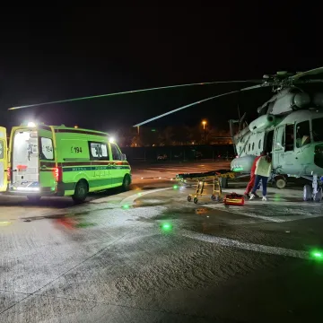 HRZ-a po mraku letio prema dalmatinskim otocima: Maloljetnica i Nepalac prevezeni u Split