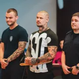 Izbo ga nožem pa poku&scaron;ao pobjeći u njegovoj odori: Maneken dobio 22 godine zatvora za poku&scaron;aj ubojstva
