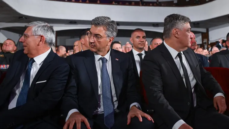 Proslava Dana HV-a u znaku zategnutih odnosa između dva brda: Milanovića ipak nisu svi bojkotirali
