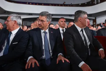 Proslava Dana HV-a u znaku zategnutih odnosa između dva brda: Milanovića ipak nisu svi bojkotirali
