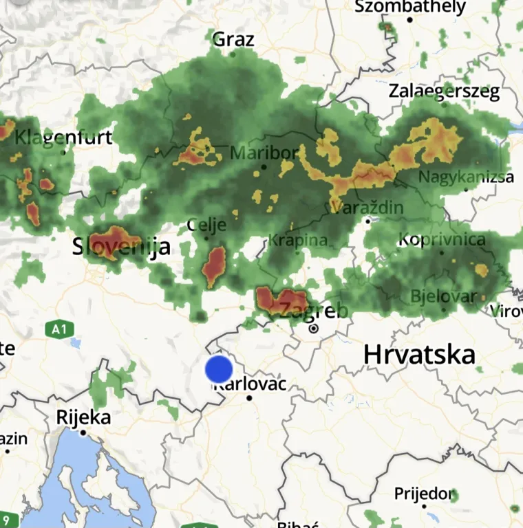 Snažno nevrijeme stiglo u Zagreb: Grmljavina, munje i pljuskovi!