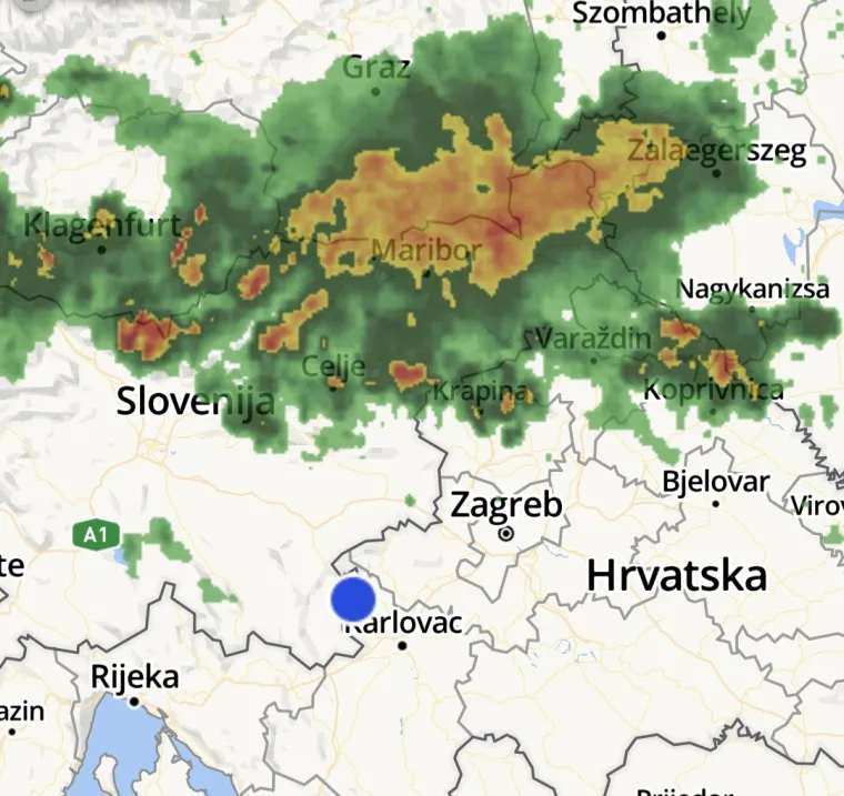 Snažno nevrijeme stiglo u Zagreb: Grmljavina, munje i pljuskovi!