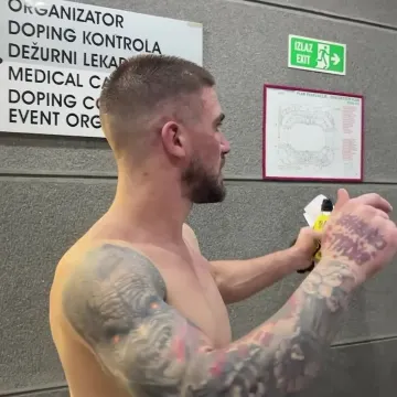 Bojković odu&scaron;evio na&scaron;eg reportera: Pozvao protivnika pred kameru i hvalio ga