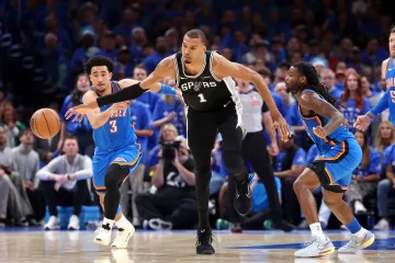 San Antonio Spursi izbacili Oklahomu i u&scaron;li u finale: Wembanyama briljirao pa izazvao dramu