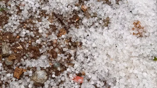 Oluja pogodila susjedstvo, padala i tuča! Nevrijeme stiže prema Hrvatskoj