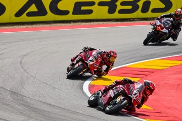 Bulega maestralnom vožnjom u Aragonu ostvario hat-trick i ispisao povijest prvenstva
