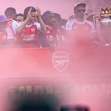 Arsenalovi navijači nakon poraza od PSG-a dočekali igrače u najvećoj proslavi u povijesti