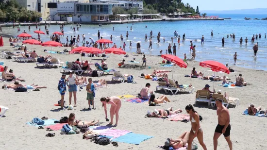 Stranci navalili u hrvatski grad prije &scaron;pice sezone: 'Cijene su odlične, hvala vam puno!'