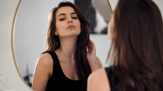 Ova četiri horoskopska znaka su najveći narcisi: Uvjereni su da se svijet vrti oko njih