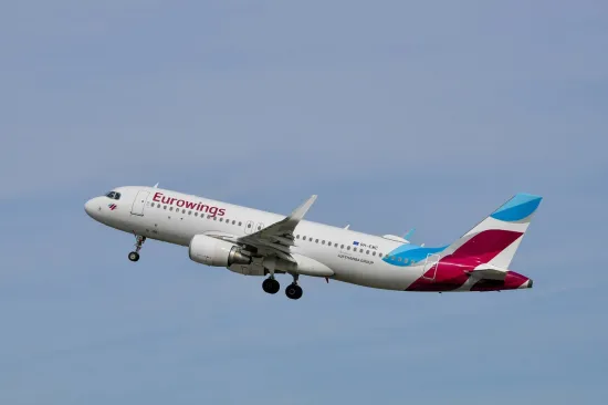Drama iznad Sarajeva! Avion pogodio 'mini tornado', stjuardesa zavr&scaron;ila na plafonu