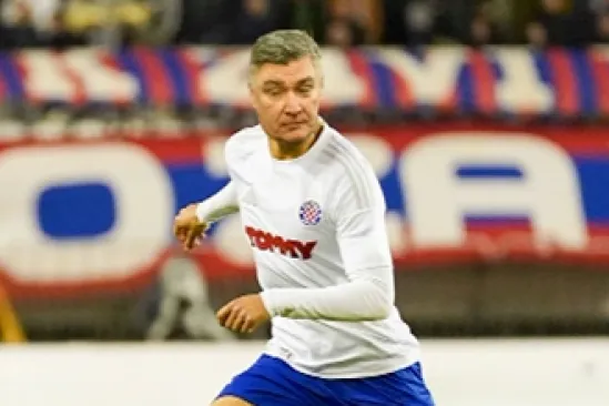 Nije obukao ovaj dres pa smo mu ga 'navukli'... Zoran Milanović je hit dana!