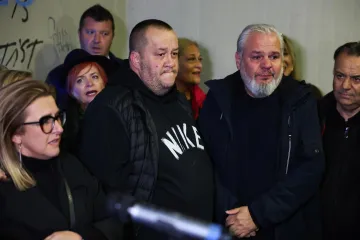 Emotivna objava Halidovog sina nakon odlaska majke tjera suze na oči