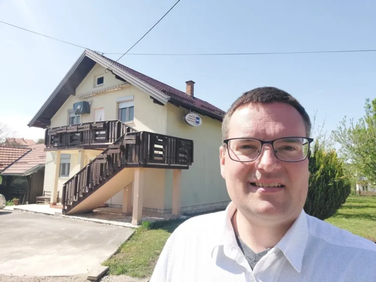 Stranci odabrali Hrvatsku: Chiel otkrio za&scaron;to se iz Nizozemske s obitelji preselio u Slunj