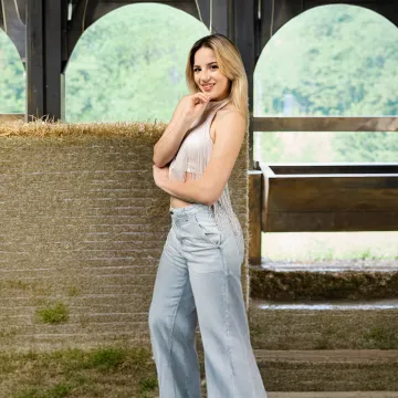 Od glamura do traktora: Nu&scaron;a iz 'Gospodina Savr&scaron;enog' napu&scaron;ta luksuz i kreće u novi show
