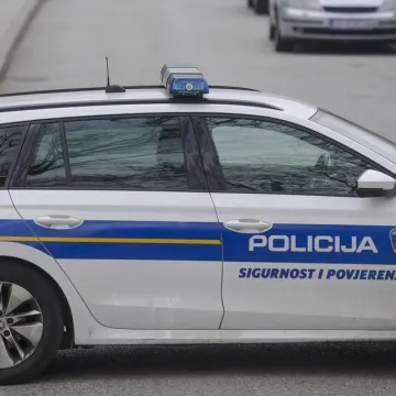 Profesor izbačen iz &scaron;kole u Zagrebu, veličao je zločin na Ovčari: 'Vojvodo, samo javi'