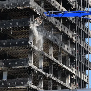 Pogledajte &scaron;to je bager s rukom od 52 metra napravio Vjesniku: Počela zadnja faza