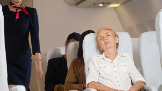 Biv&scaron;a stjuardesa otkriva najveće pogre&scaron;ke kod spavanja u avionu: 'Ovo je opasno'