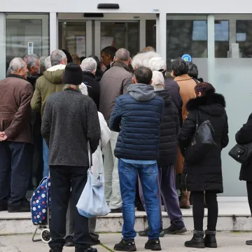 Dobre vijesti za umirovljenike! Objavljeno kada kreće isplata mirovina za svibanj