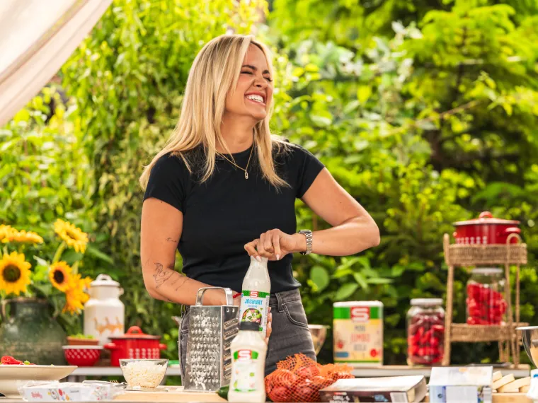 Vege ro&scaron;tilj u režiji Meri Golda&scaron;ić i chefa &Scaron;pičeka: halloumi, povrće sa žara i osvježavajući dressing koji spaja sve okuse