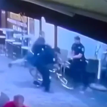 Snimljen žestoki napad na policajca u Đakovu! Božinović: 'Ozbiljan i brutalan incident'
