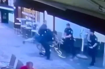 Snimljen žestoki napad na policajca u Đakovu! Božinović: 'Ozbiljan i brutalan incident'