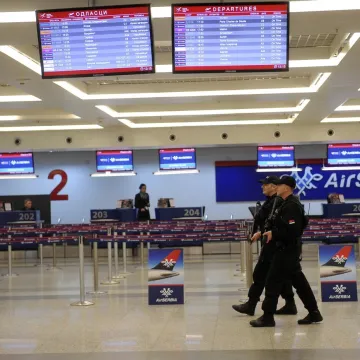 Srbija na aerodromu zadržala i maltretirala Crnogorce: Među njima i urednik poznatog portala