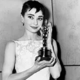 Elegancija koja je skrivala težak život iza kamere: Ovo su zanimljivosti iz života Audrey Hepburn