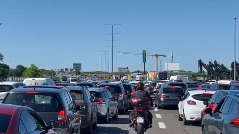 Pogledajte gužve na autocesti prema moru: Zastoji na svim važnim prometnim pravcima