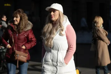 Petra Dugandžić vi&scaron;e nije plavu&scaron;a: Proslavljena glumica pokazala kako sada izgleda