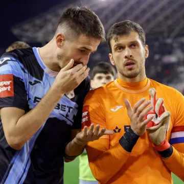 Rijeka prodaje svoga kapetana: Poznato je kolika im od&scaron;teta dolazi
