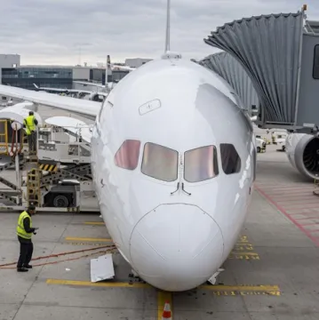 Zrakoplovu Boeing 787 pukao prednji starjni trap: Objavljena snimka