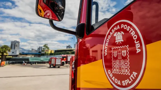 Izbio požar na splitskim Gripama: Vatrogasci uspjeli spasiti dvoranu