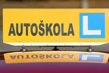 Ako ti je vozačka dozvola već godinama u rukama, poku&scaron;aj se prisjetiti svih prometnih propisa