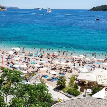 Hakeri do&scaron;li do osobnih podataka turista, hrvatski hoteli upozoravaju: 'Oprez! Ne otvarajte ovo'