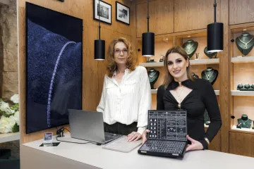 U Splitu svečano otvoren Lumi&egrave;re by Dvornik, a za&scaron;titno lice je Maja &Scaron;uput