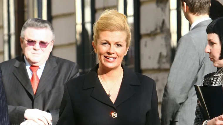 Kolinda Grabar-Kitarović objavila fotografije s putovanja i pokazala svoju fit liniju