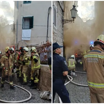 Vatra buknula među kamenim kućama: Vatrogasci u otežanim uvjetima spriječili veću katastrofu