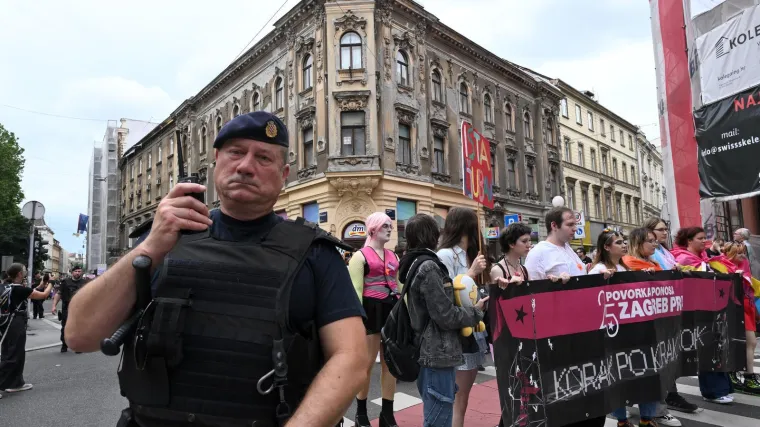 Izazovan dan za policiju pro&scaron;ao bez ijednog incidenta: 'Oba javna okupljanja protekla su mirno'