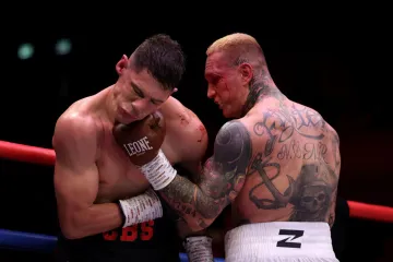Debi Zuffa Boxing u Europi: Brutalni nokauti, dislocirano rame i mno&scaron;tvo uzbuđenja