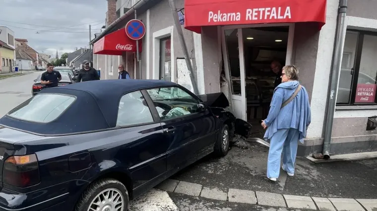 Policija otkrila detalje o vozaču koji se jučer pod punim gasom zabio u pekarnicu u Osijeku