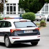 Nakon dojave o pucnjavi prona&scaron;li tijelo mu&scaron;karca i ranjenu ženu, policija uhitila ubojicu